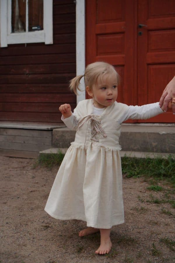 Nettlöe dress for children